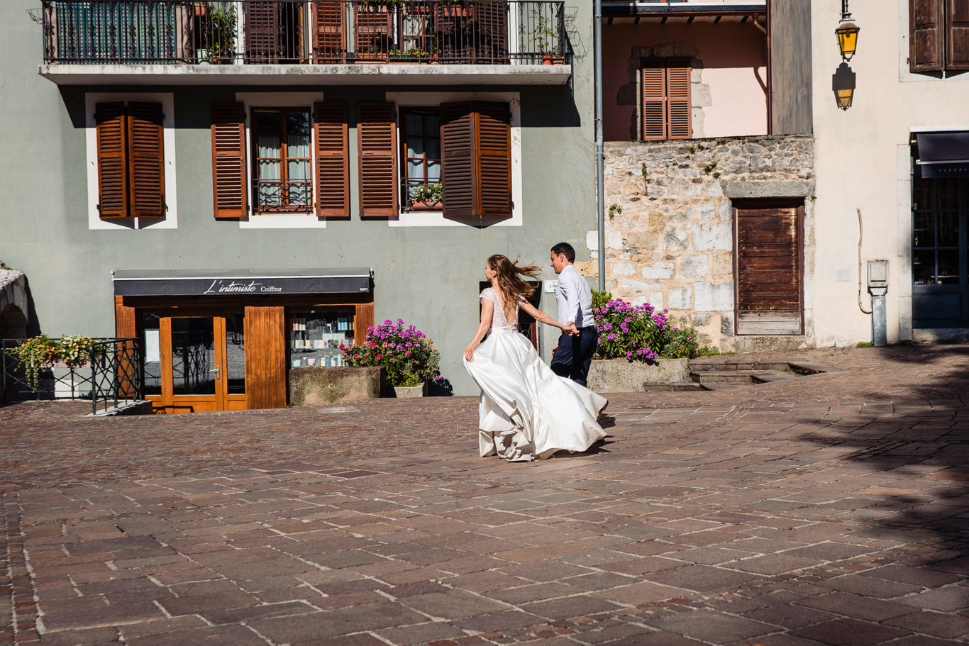 Love the Dress - Annecy Town - Mihaela & Guillame